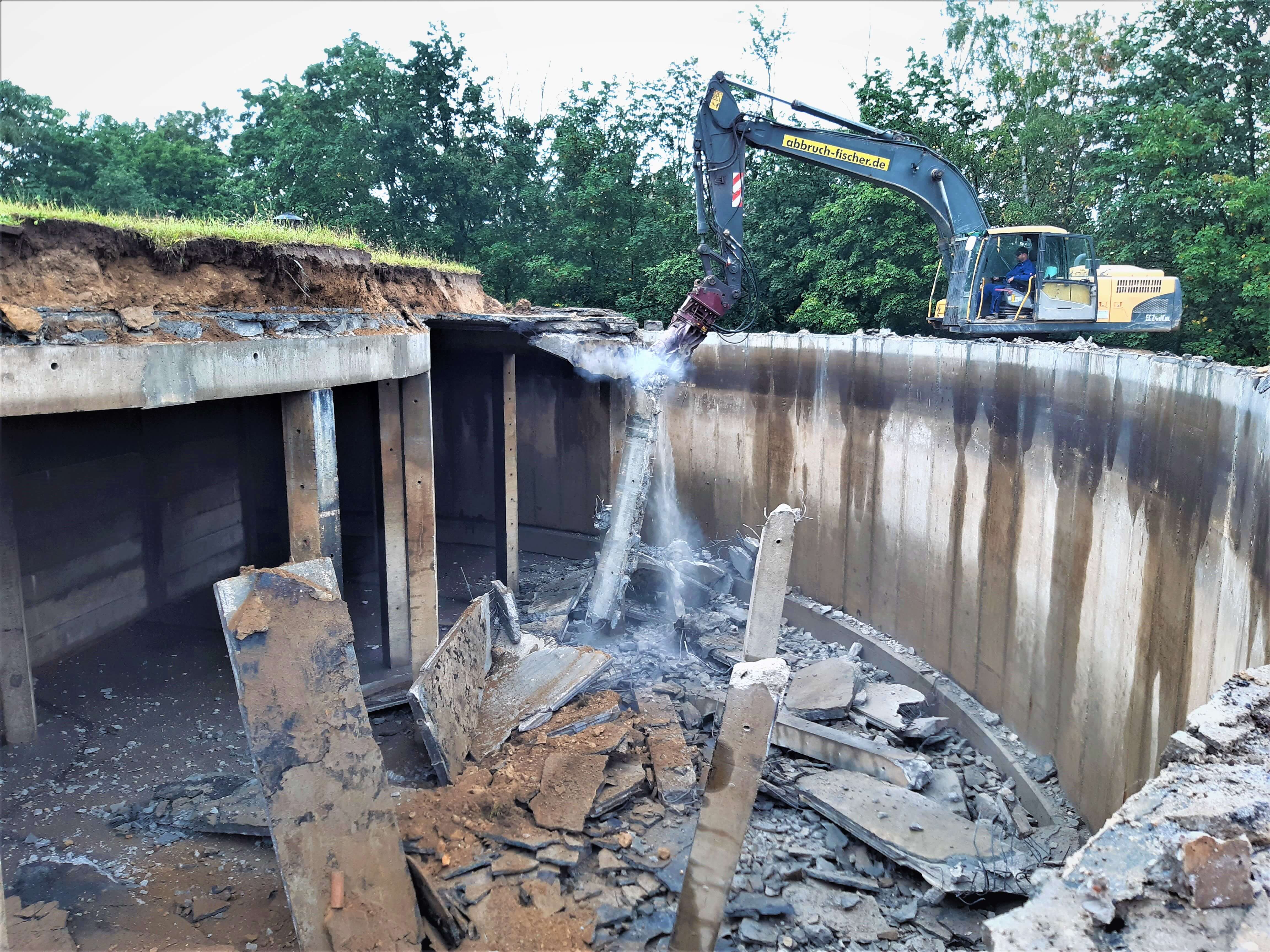 Beginn der Abbrucharbeiten an der Wasserkammer 1 im September 2021.